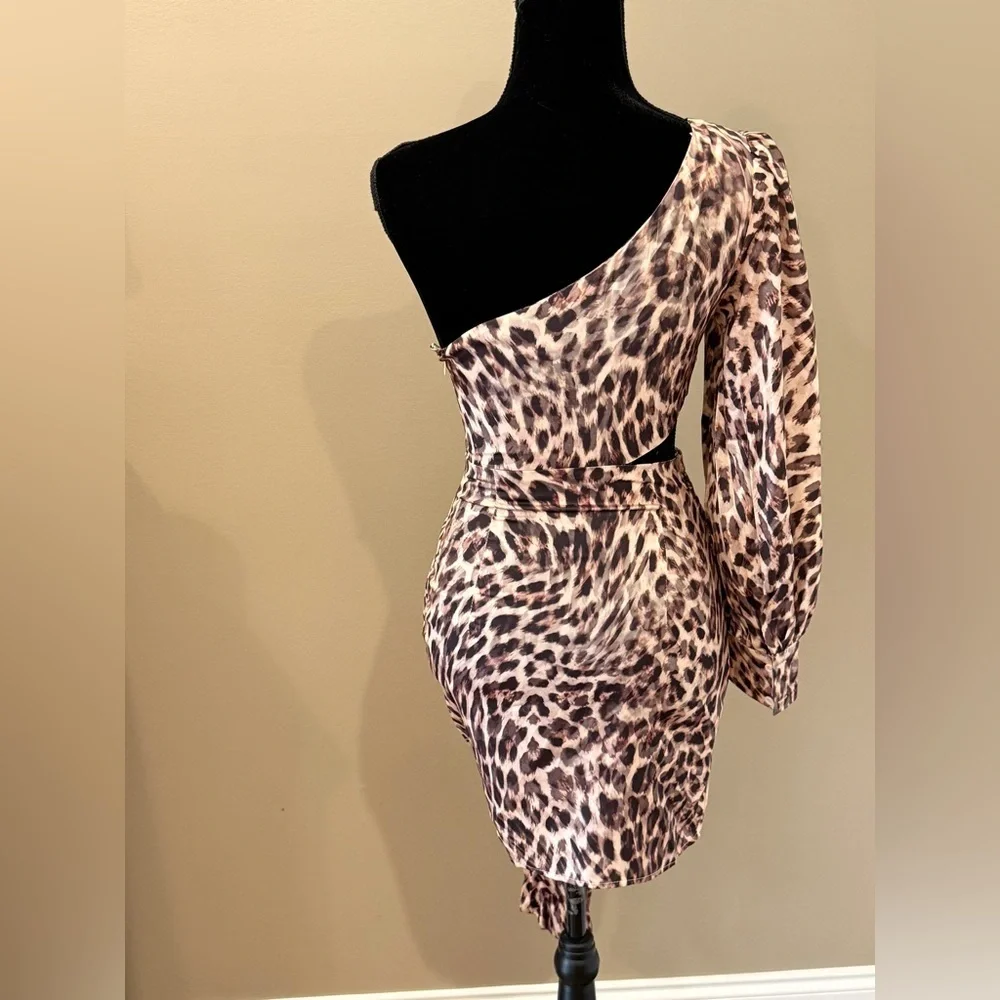 NWT Women’s HELLO MOLLY She’s the Moment leopard mini dress- Size XS/2 - Picture 5 of 10